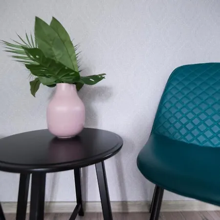Апартаменты Citystay Partyzantow Apartment